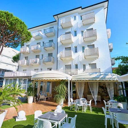 Hotel Bruna B&B Milano Marittima Exterior foto